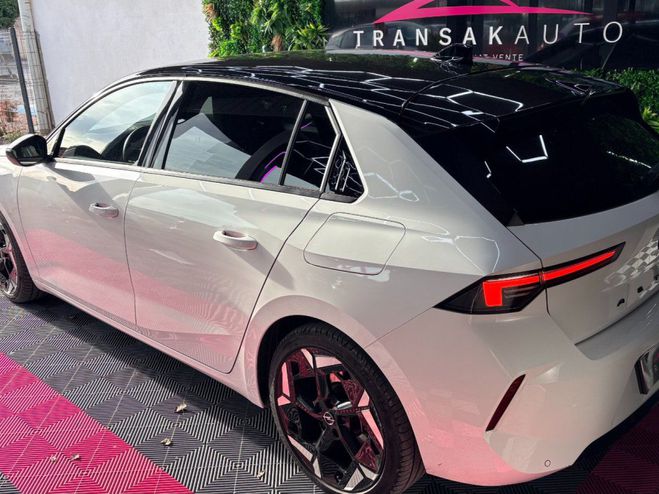 Opel Astra Hybrid 225 ch GSe ~ Si�ges chauffants �� Blanc de 2023