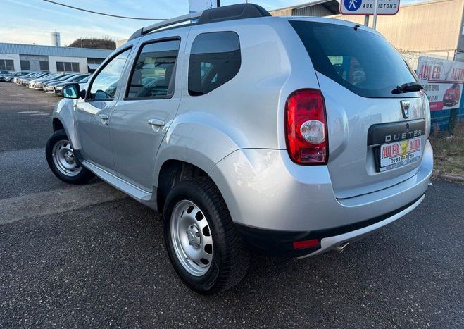 Dacia Duster 1.6 16v 105ch Ambiance 4 roues motrices  Gris de 2013