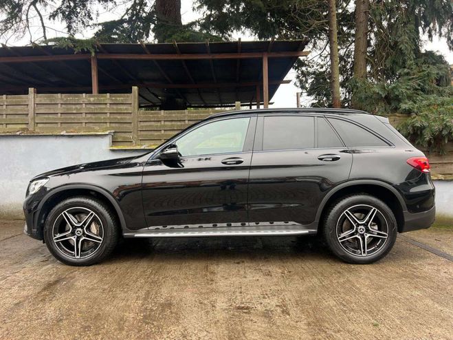 Mercedes GLC 300 de 4-Matic Pack AMG Line Sport Plug  Noir M�tallis� de 
