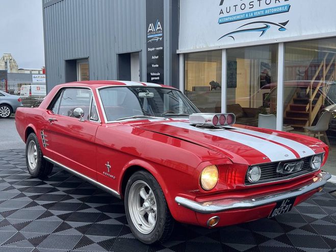 Ford Mustang coup� L6 3.3L BOITE AUTOMATIQUE - Moteur BEIGE de 1966