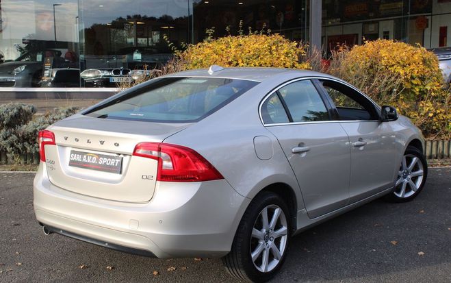 Volvo S60 II (2) 2.0 D2 120 MOMENTUM BUSINESS Gara Gris de 2017