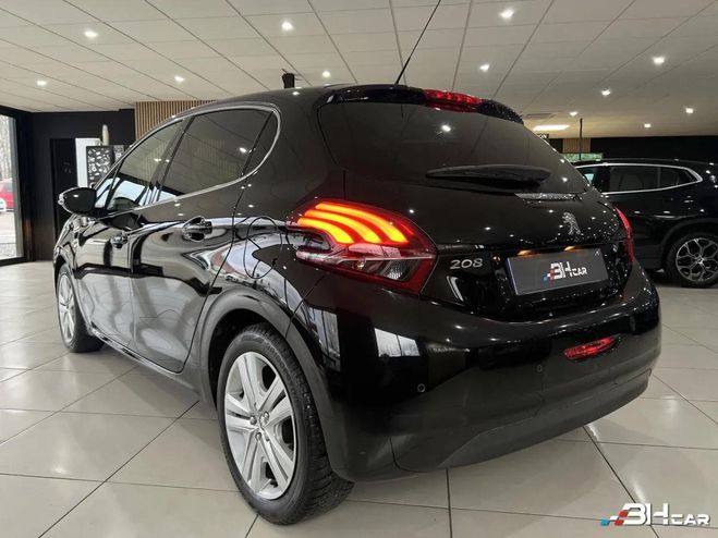 Peugeot 208 ALLURE BUSINESS 1.2 PURETECH 110 CH BVM6 Noir de 2019