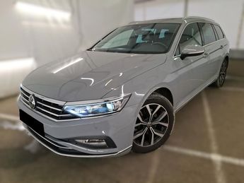  Voir d&eacute;tails -Volkswagen Passat SW SW 2.0 TDI 200 EVO DSG7 4Motion Elega &agrave; Saint-Paul-l�s-Romans (26)