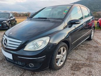  Voir d&eacute;tails -Mercedes Classe B B200 CDI 2.0 &agrave; Brignoles (83)