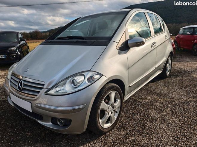 Mercedes Classe A A170. 1.7i Grise de 2004