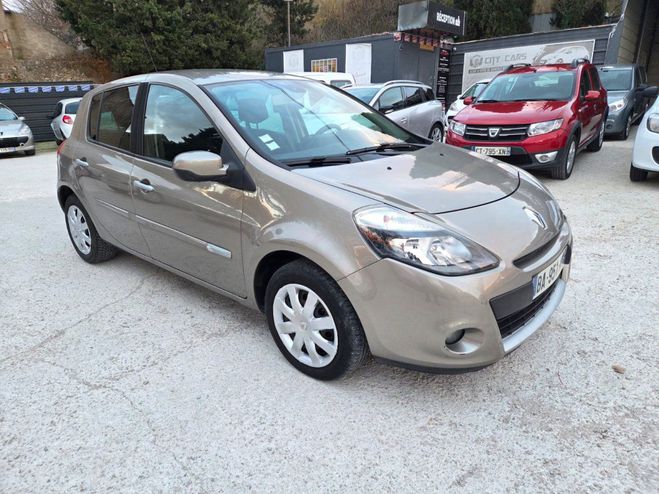 Renault Clio III Dynamique TomTom 1.5 DCi 85 Beige de 2010