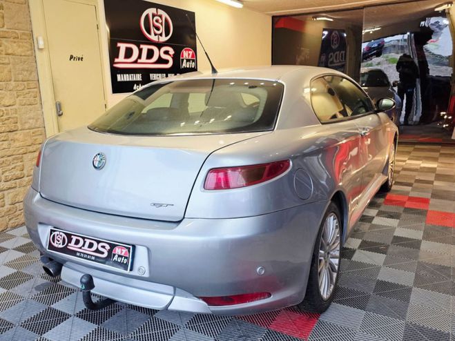 Alfa romeo GT 1.9 JTD 150 SELECTIVE CT OK Gris Clair de 2005