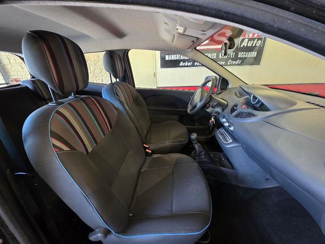 Renault Twingo II 1.2 16V CLIM REGUL CT OK TBE Noir de 2012