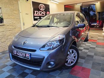  Voir d&eacute;tails -Renault Clio III 1.2 l GPS REGUL CLIM DISTRI NEUVE &agrave; Laveyron (26)