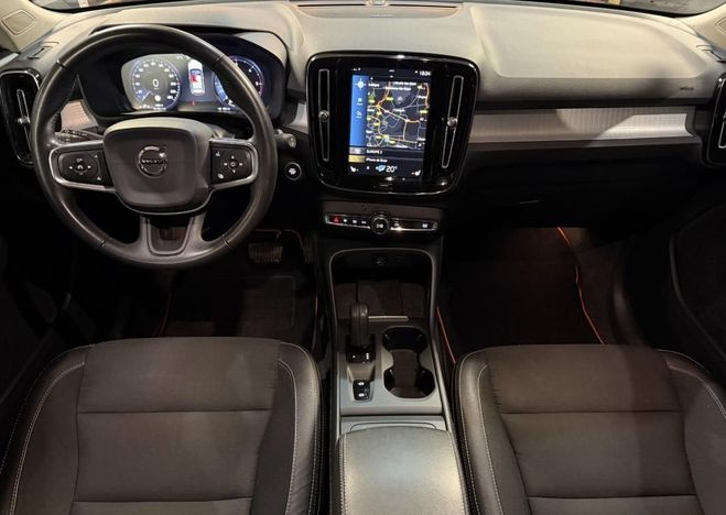 Volvo XC40 2.0 150 2WD GEARTRONIC MOMENTUM BVA   EN Noir de 2019