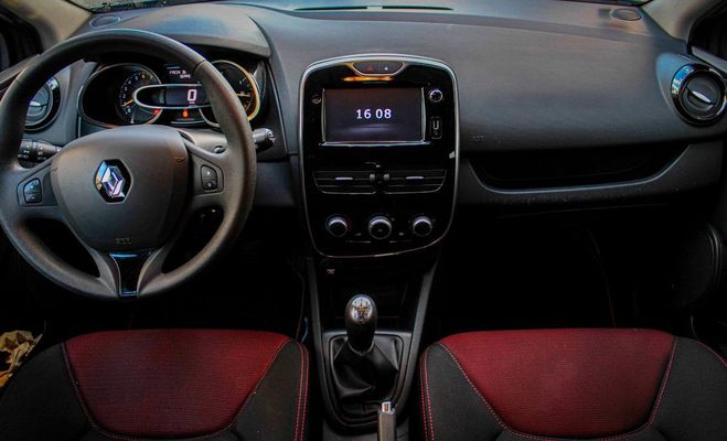 Renault Clio 0.9 tce 90 ch trend 1ere main Gris de 2015