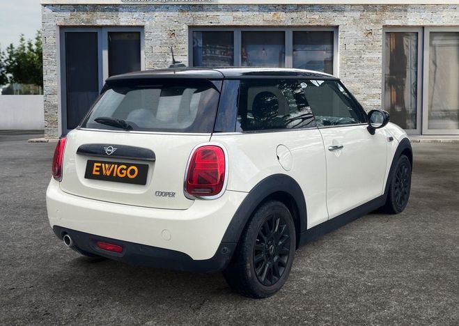 Mini Cooper 1.5 135 toit ouvrant finition greenwich  Beige de 2020