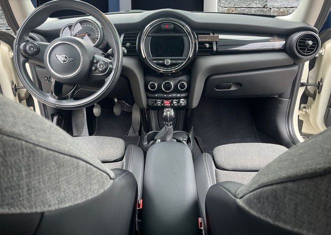 Mini Cooper 1.5 135 toit ouvrant finition greenwich  Beige de 2020