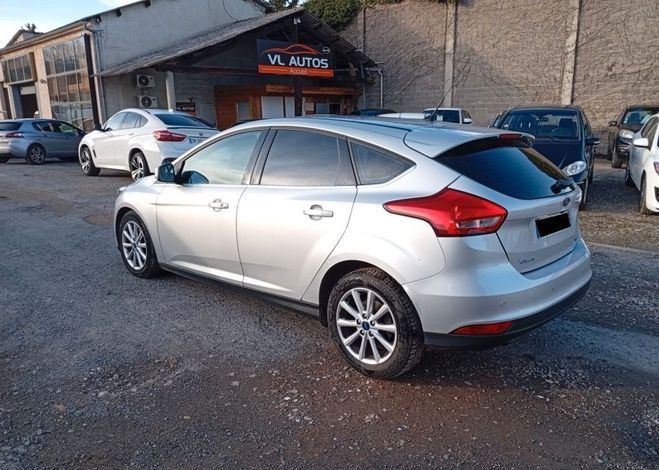 Ford Focus 1.0 125 cv Ann�e 2016 Gris de 2016