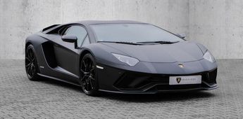  Voir d&eacute;tails -Lamborghini Aventador S coupe Verde Mantis &agrave; Sainte-Genevi�ve-des-Bois (91)