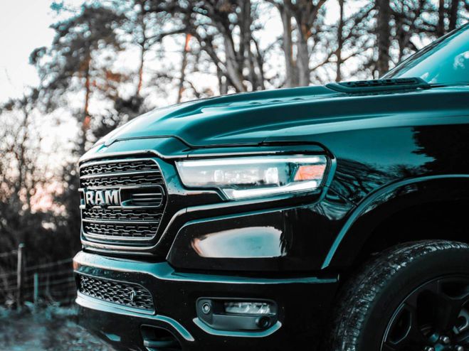 Dodge Ram 5.7 V8 LIMITED / Clean Carfax Noir de 2020