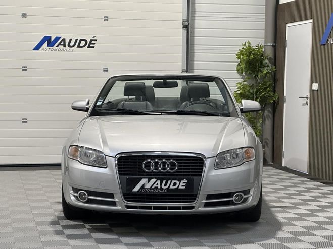 Audi A4 Cabriolet 1.8i Tbo 163 ch Design Edition GRIS CLAIR de 2009