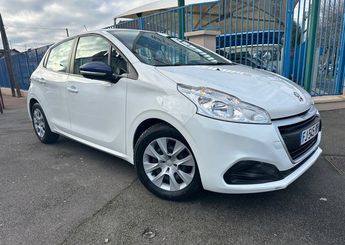  Voir d&eacute;tails -Peugeot 208 32300kms premi�re main &agrave; Montfermeil (93)