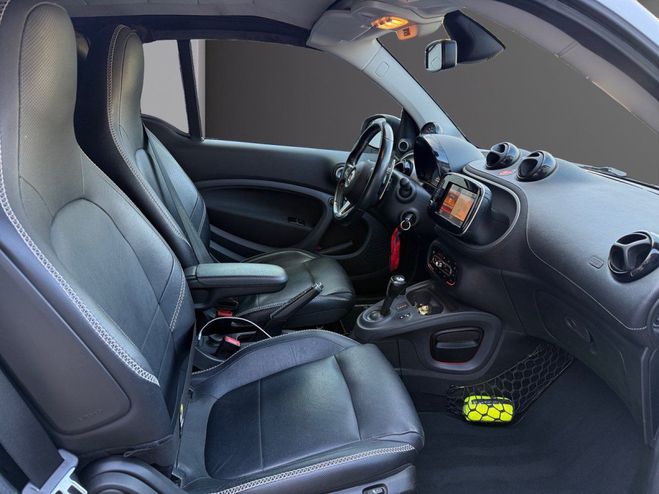 Smart Fortwo COUPE Brabus Xclusive 0.9 109 ch SS BA6  Blanc de 2018