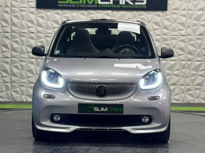 Smart Fortwo Cabriolet III 109ch Brabus Xclusive twin Gris de 2018