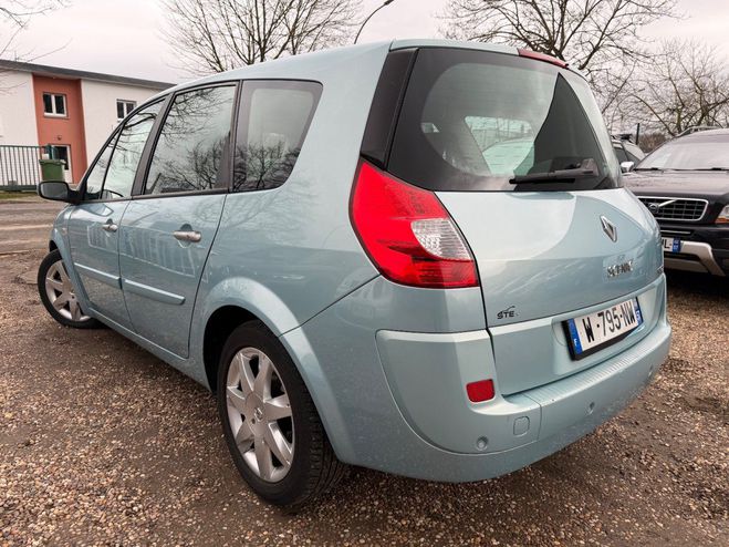 Renault Grand Scenic II 1.9 DCI 130 EXPRESSION Bleu de 2007