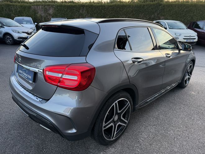 Mercedes Classe GLA 220 CDI FASCINATION 7G-DCT GRIS F de 2015