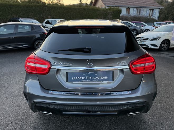 Mercedes Classe GLA 220 CDI FASCINATION 7G-DCT GRIS F de 2015