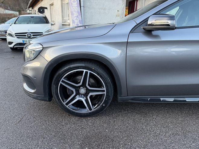 Mercedes Classe GLA 220 CDI FASCINATION 7G-DCT GRIS F de 2015