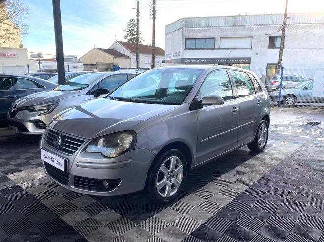 Volkswagen Polo TDI 70 GRIS CLAIR de 2008