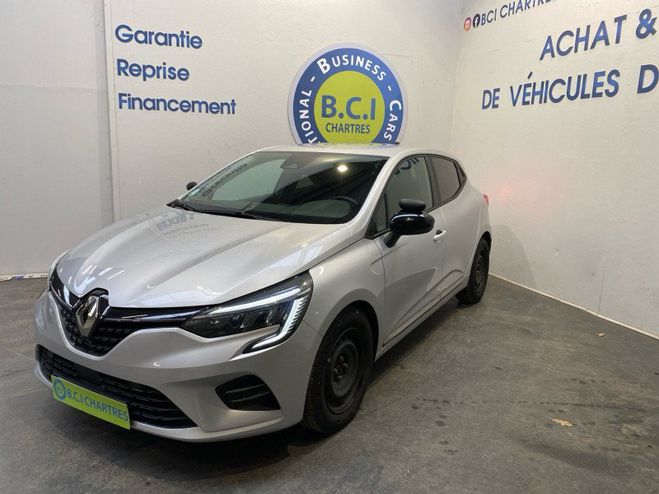 Renault Clio V 1.0 TCE 90CH EVOLUTION X-TRONIC Gris C de 2023