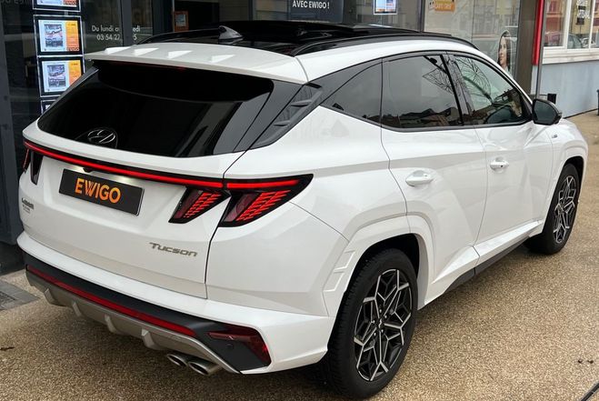 Hyundai Tucson 1.6 crdi 136ch mhev 48volt n-line execut Blanc de 2021