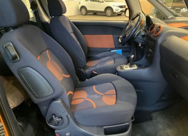 Peugeot 1007 1.6 16V DOLCE PACK 2-TRONIC Orange de 2005