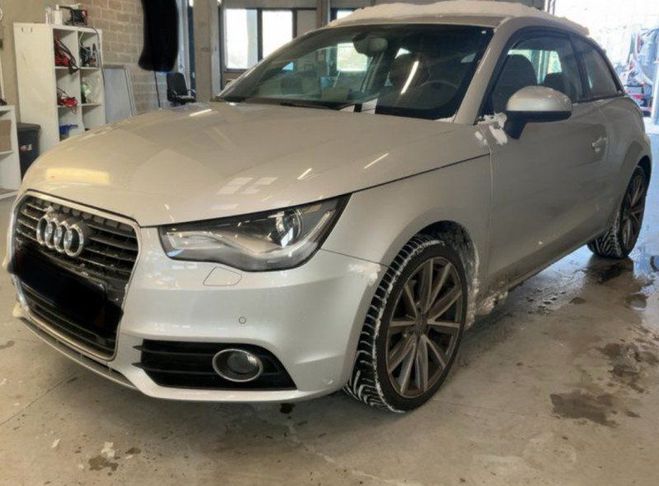 Audi A1 1.4 TFSI 122CH AMBITION LUXE S TRONIC 7 Gris C de 2013