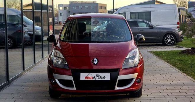 Renault Scenic III 1.5 DCI 110CH FAP BOSE EDC Rouge de 2011