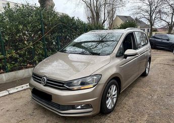  Voir d&eacute;tails -Volkswagen Touran 1,6tdi 7 PLACE bo�te auto &agrave; �pinay-sur-Seine (93)