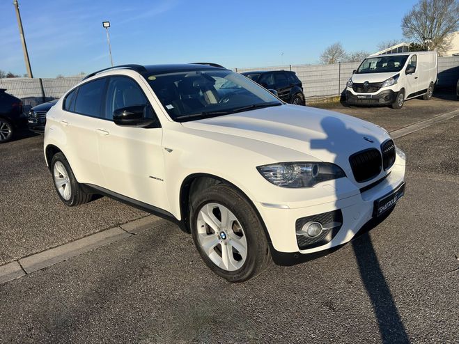 BMW X6 (E71) xDrive30dA 245ch 1erMain GPS CarPl BLANC de 2012