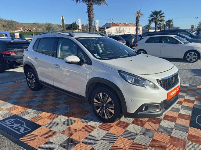 Peugeot 2008 1.2 PURETECH 110 ETG6 ALLURE Blanc de 2018