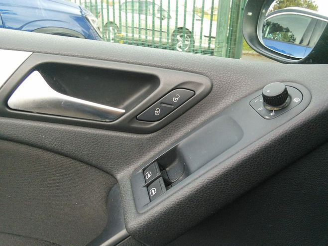 Volkswagen Golf 1.4 TSi 122 TRENDLINE CLIM - Premi�re ma Bleu fonc� de 2010