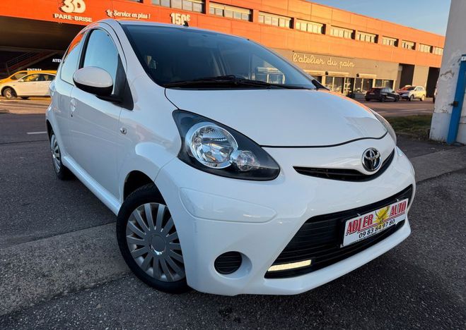 Toyota Aygo 1.0 VVT-i 68ch Style 5p Blanc de 2012