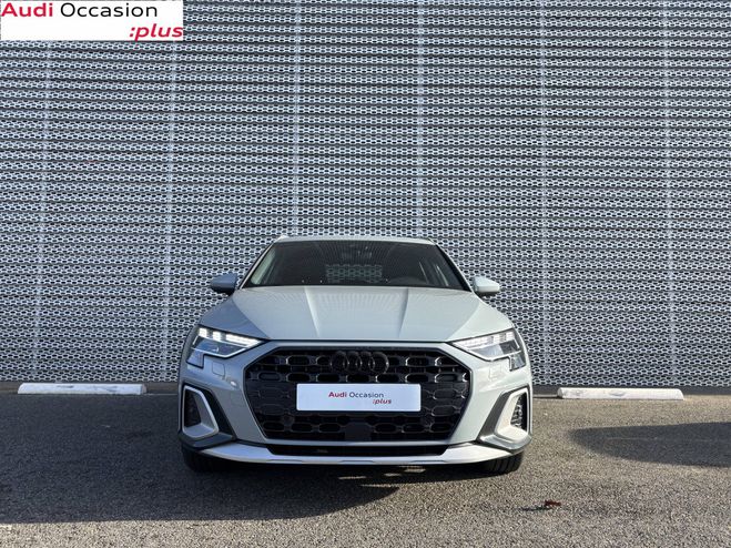 Audi A3 ALLSTREET TFSI Mild Hybrid 150 S tronic  Gris de 2025