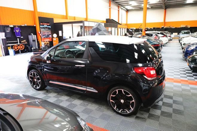 Citroen DS3 1.6 VTI SO CHIC Noir de 2010