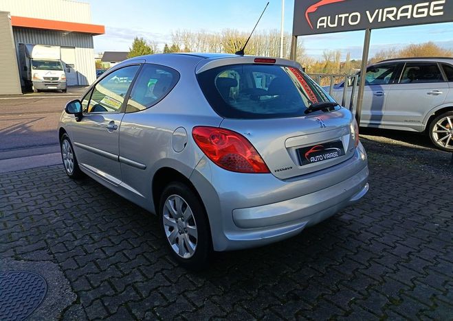 Peugeot 207 1.4 16V 90cv 149300 KMS Garantie 12 mois Gris de 2007