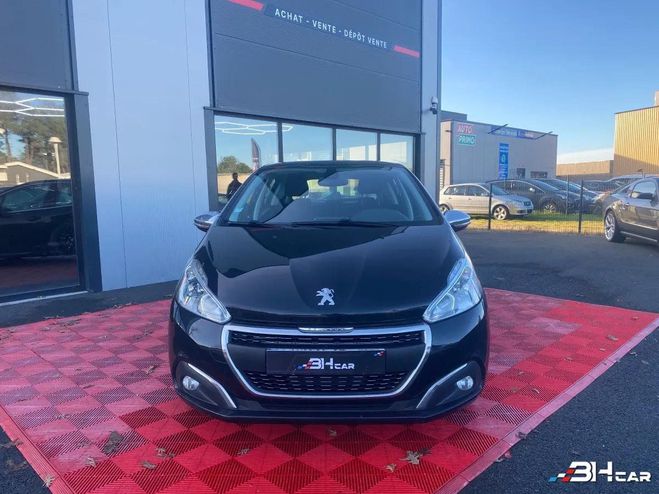 Peugeot 208 GENERATION-I 1.2 VTI 80 ALLURE Noir de 2015
