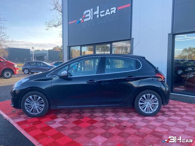Peugeot 208 GENERATION-I 1.2 VTI 80 ALLURE Noir de 2015