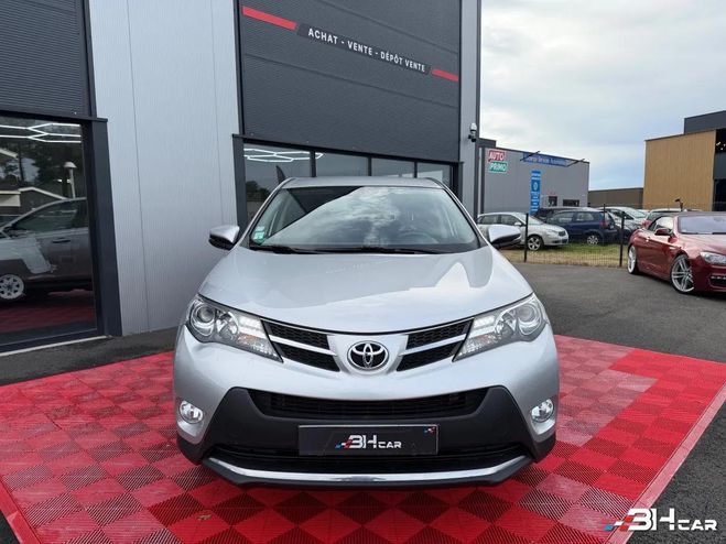Toyota RAV 4 Rav-4 2.0 D4D 125 4X2 / BVM Gris de 2015