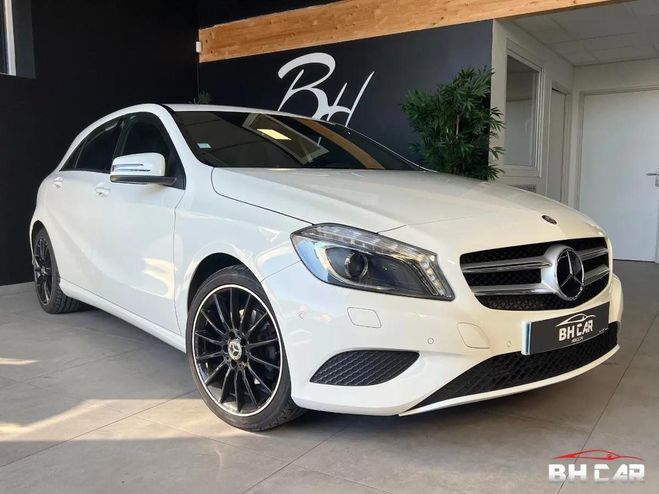 Mercedes Classe A 1.6 200 155 blueefficiency sensation 7g-  de 2015