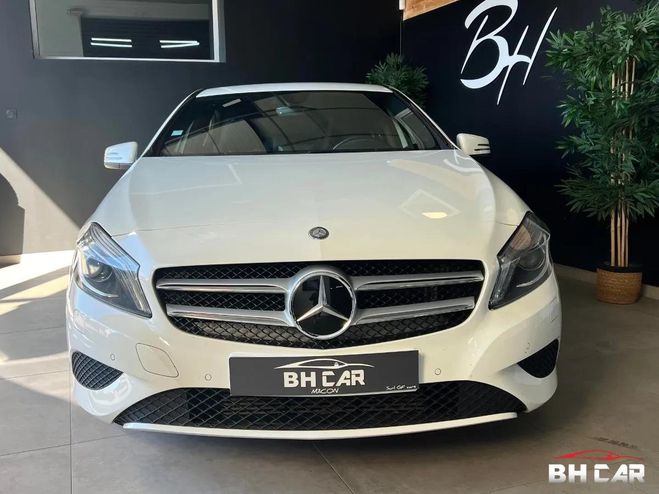 Mercedes Classe A 1.6 200 155 blueefficiency sensation 7g-  de 2015