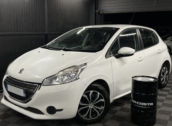  Voir d&eacute;tails -Peugeot 208 1.4 HDI 70 Cv 5 PORTES ECRAN TACTILE CLI &agrave; Taverny (95)