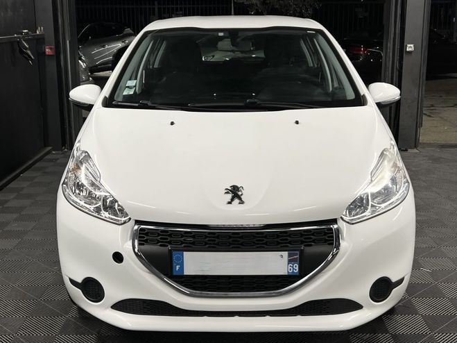 Peugeot 208 1.4 HDI 70 Cv 5 PORTES ECRAN TACTILE CLI Blanc de 2013