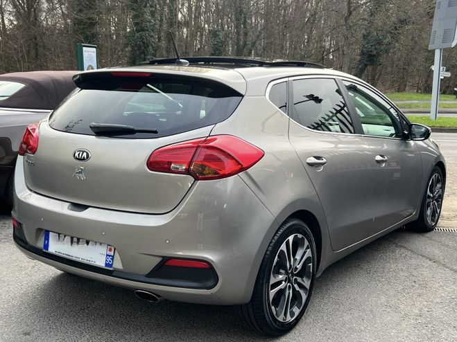 Kia Ceed d CEED II 1.6 GDI 135 BOITE AUTOMATIQUE  Beige de 2013